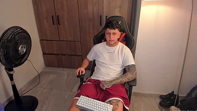 Jake_simons webcam