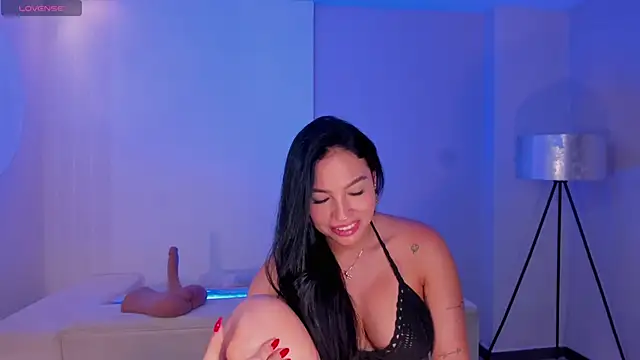 MollyJones_ webcam