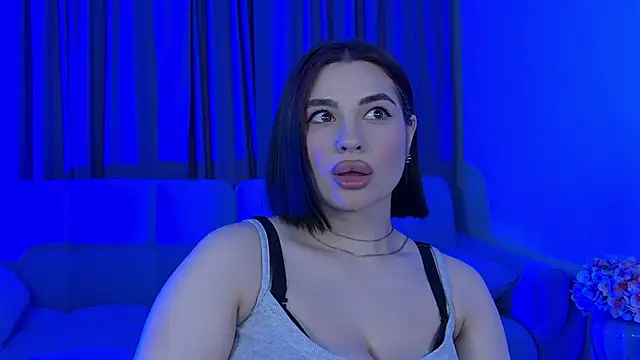 AdrianaToress