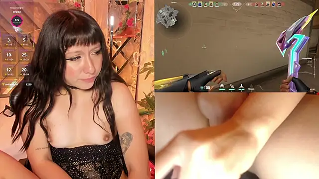 Nanachi_Cook webcam