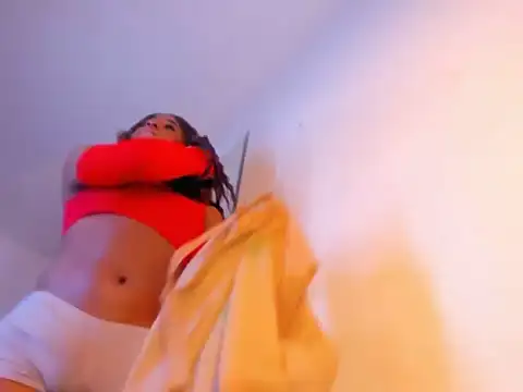 lanna_big33 (T teen) - out bra