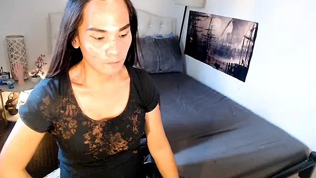 NinaDOM4CUM webcam