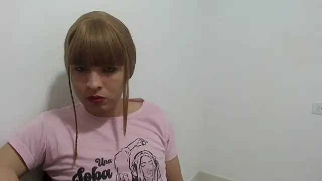 estefania224 webcam