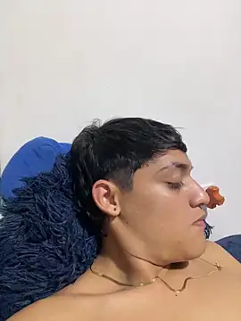 Emannuel__777 webcam