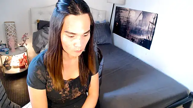 NinaDOM4CUM webcam
