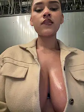 Lilithadams1 webcam