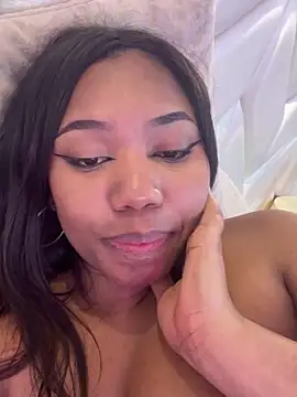 BrendaFernandez_ webcam