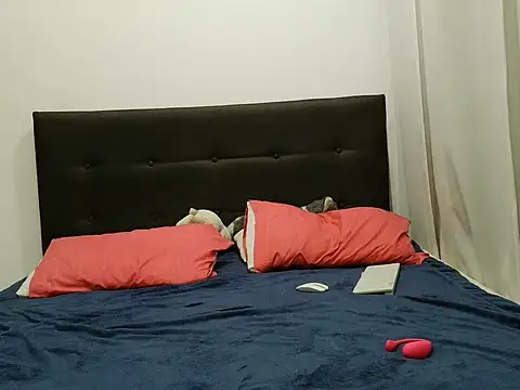 july_fucha webcam