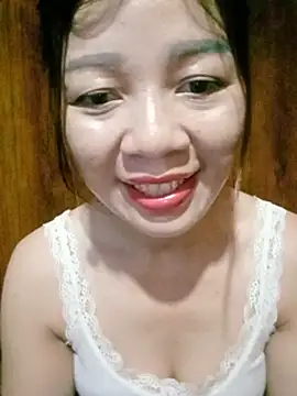 Yiyi102300 webcam