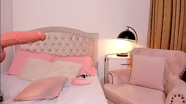 emiiross webcam