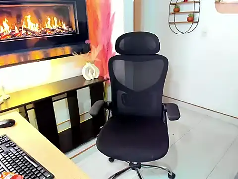 Celeste_Funnyy webcam