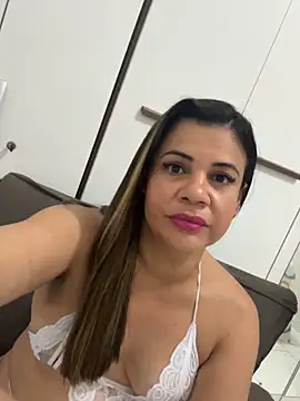 lary8 webcam