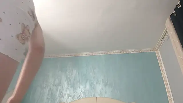 LaraLanee webcam