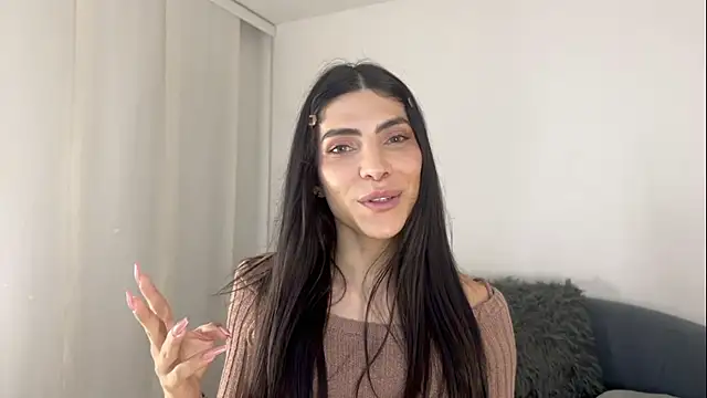 Qunevatyabella - Trans webcam sex chat