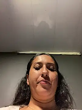 luna_asss webcam