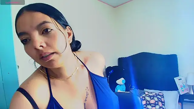 loren_tits24 webcam