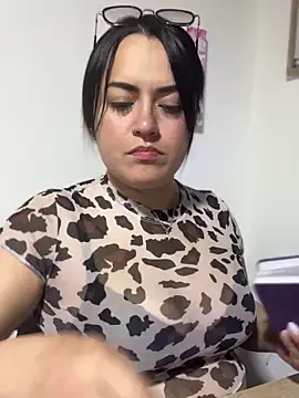 Lesly_10- webcam