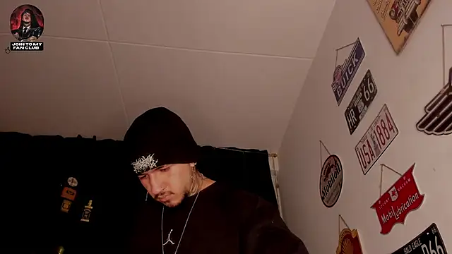 the_beast_master_ webcam
