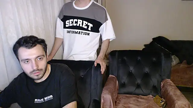 handsomeee04 webcam