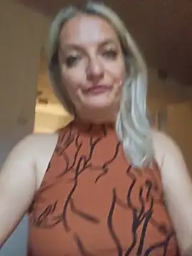 LadyTouch webcam