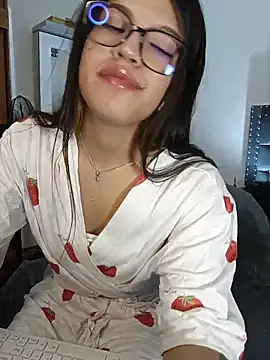 asumi_18 webcam