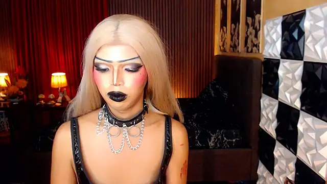 xFistingLadyBoyx webcam