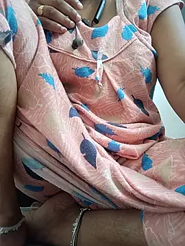 Menka_cut34 webcam