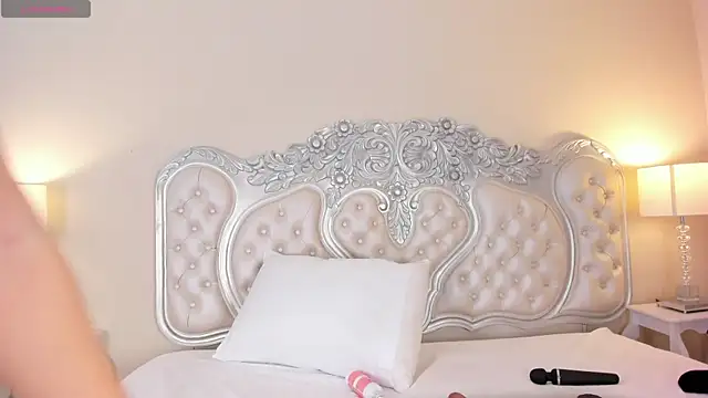 KatheOlson webcam