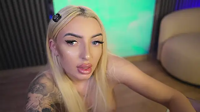 MissObsidian webcam