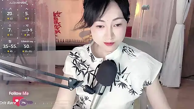 noomi-1111 webcam