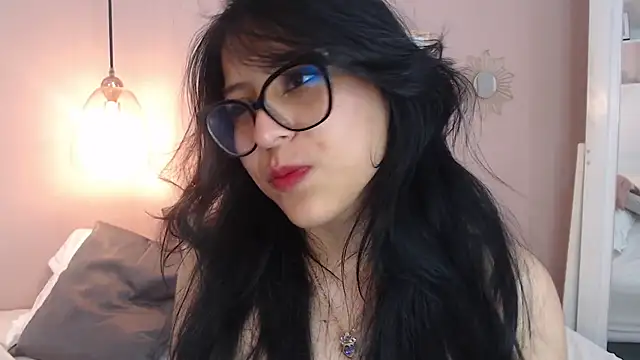RoxxyMoon webcam