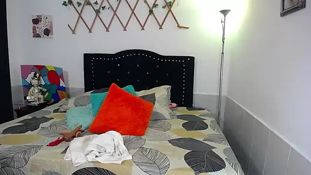naughty_girl_4u webcam