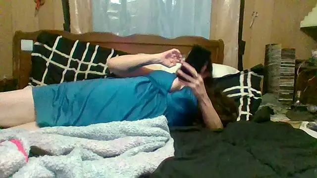 LotusRoyalty webcam