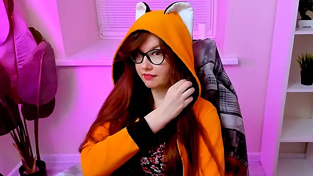 CarolGiggly webcam