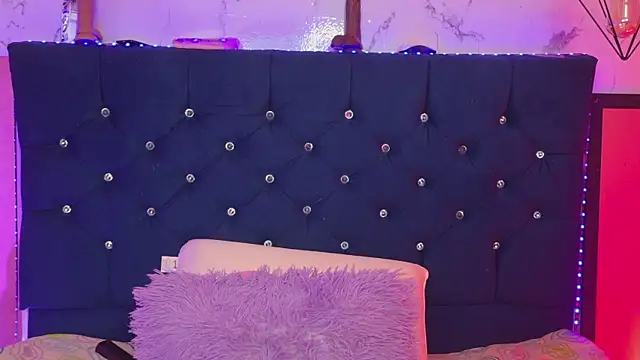 Dakotaa_Johnson webcam