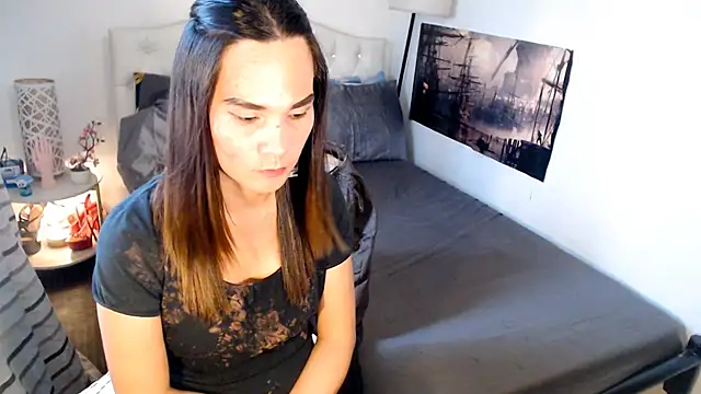 NinaDOM4CUM webcam