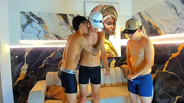 Houseofwarrios webcam