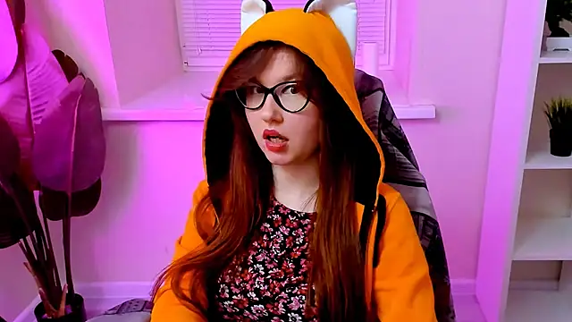 CarolGiggly webcam
