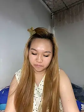 Almira6868 webcam