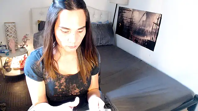 NinaDOM4CUM webcam
