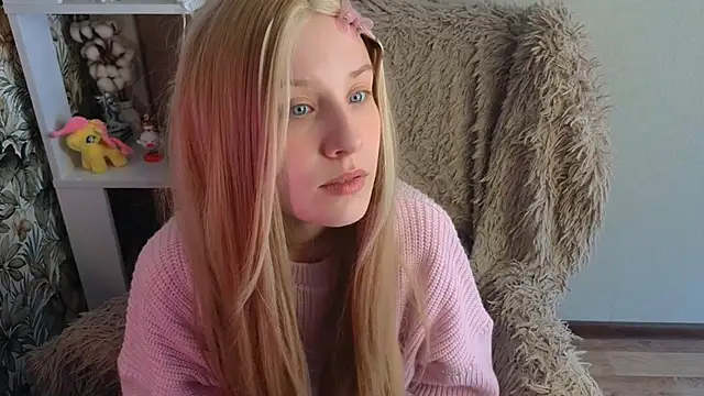 sarakaell webcam