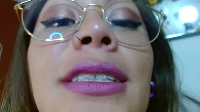 miss_evoleth2 webcam