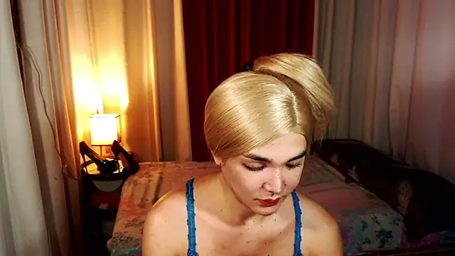 Ava_licious webcam