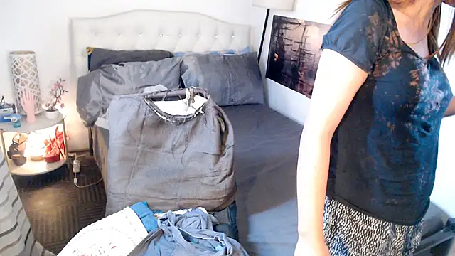 NinaDOM4CUM webcam