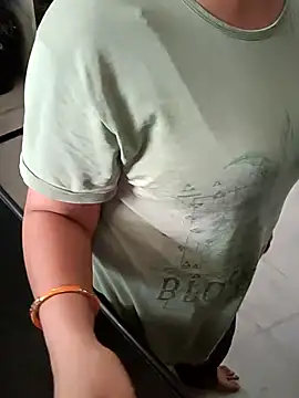 angel_ridhi - Angel_ridhi's free webcam - UK Sex Cams
