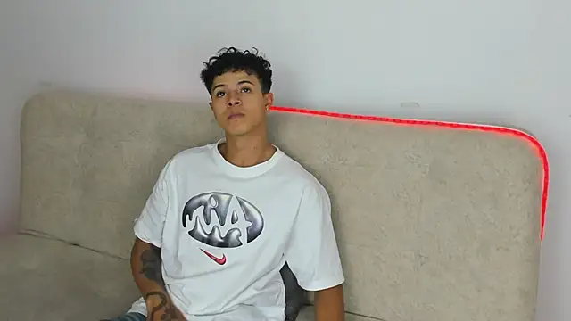 _Alex_Colton webcam