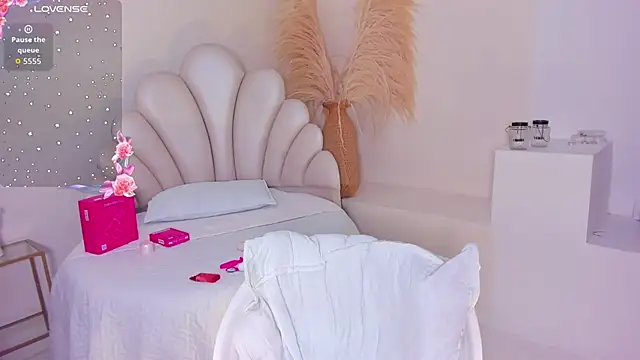 SelenaRogers webcam