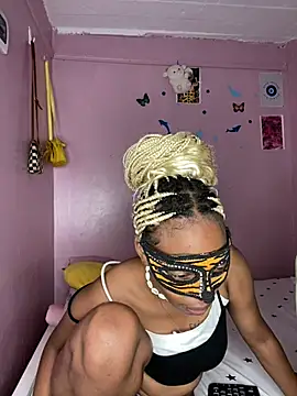 Tasty_Eerie webcam