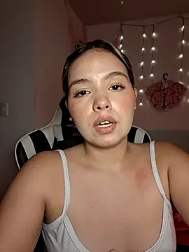 AlanaPrince_ webcam