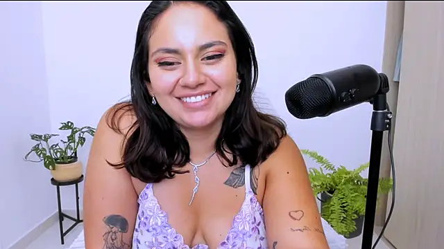 susy_angel webcam